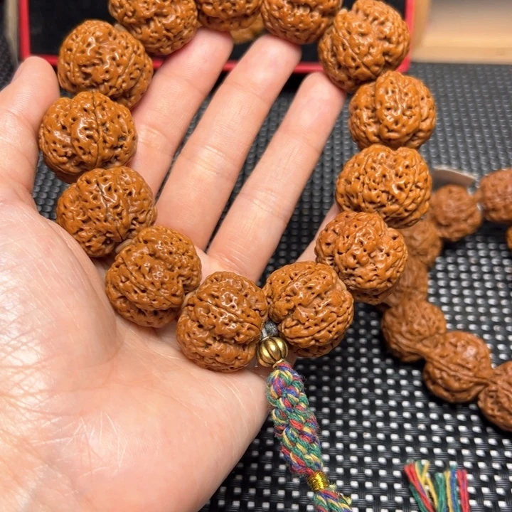 金刚菩提手串九五至尊蜂王