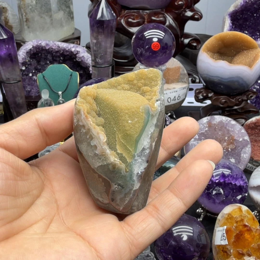 未镶嵌摆件水晶天然