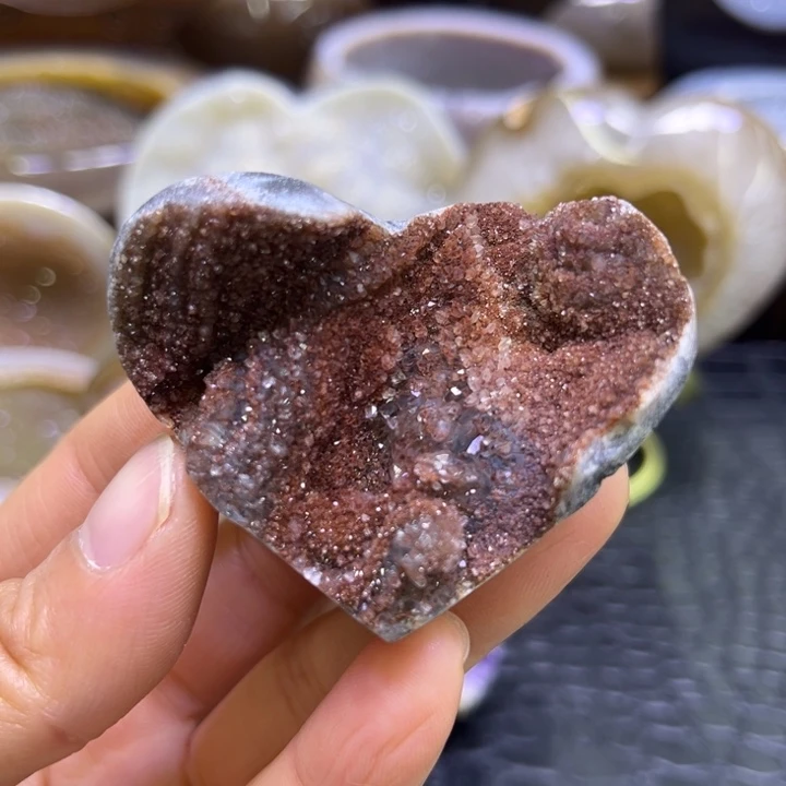 未镶嵌珠宝半成品水晶红晶爱心