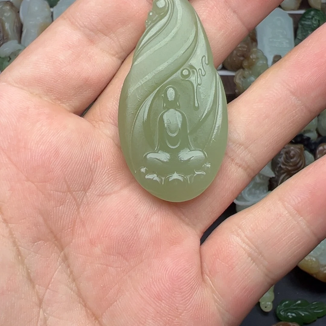 和田玉未镶嵌挂件