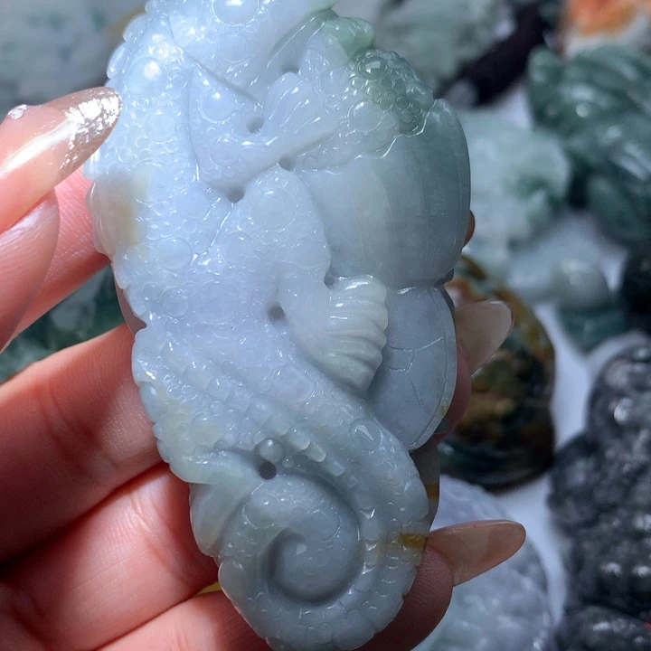 翡翠未镶嵌颈饰保真天然A货翡翠