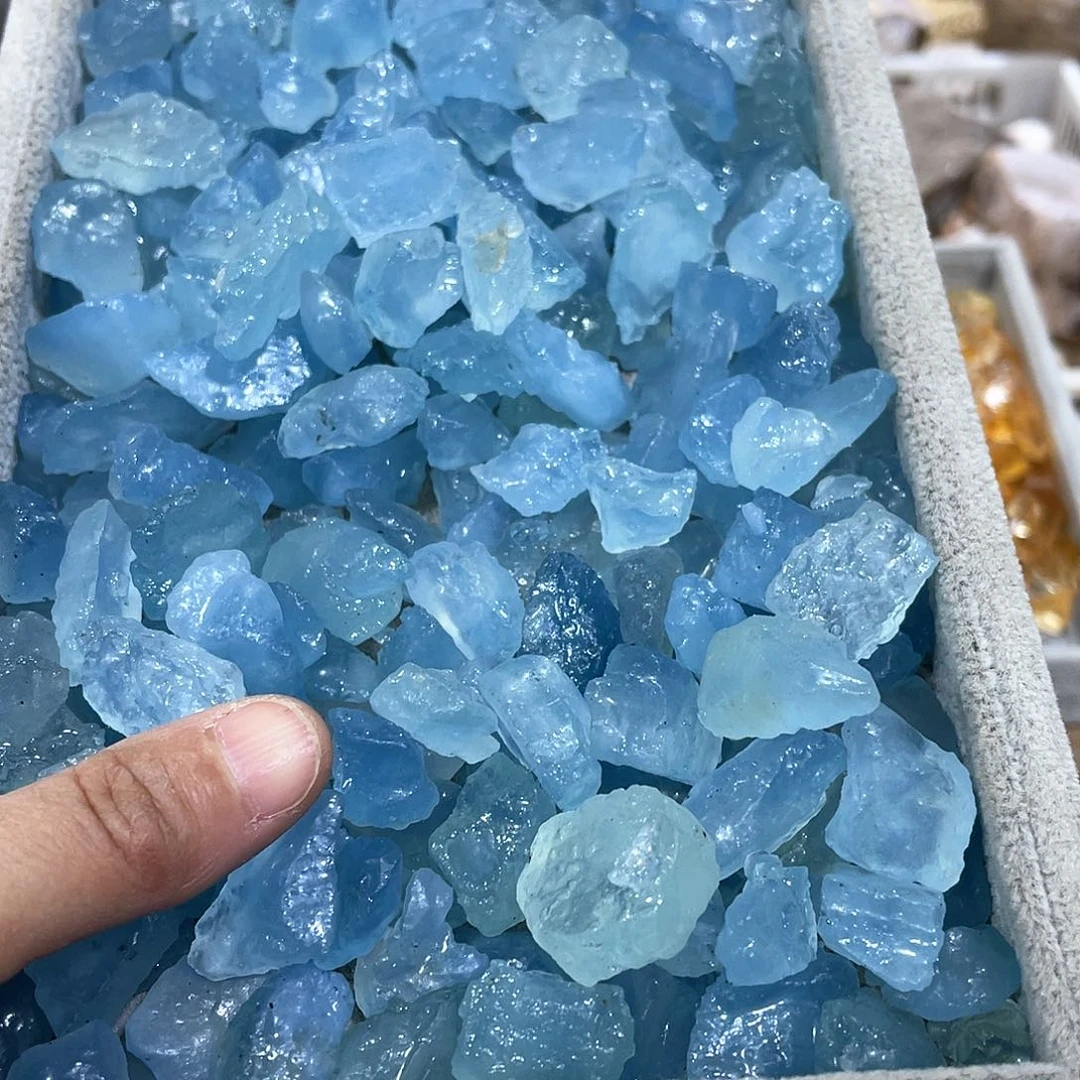 水晶摆件…..未镶嵌30g