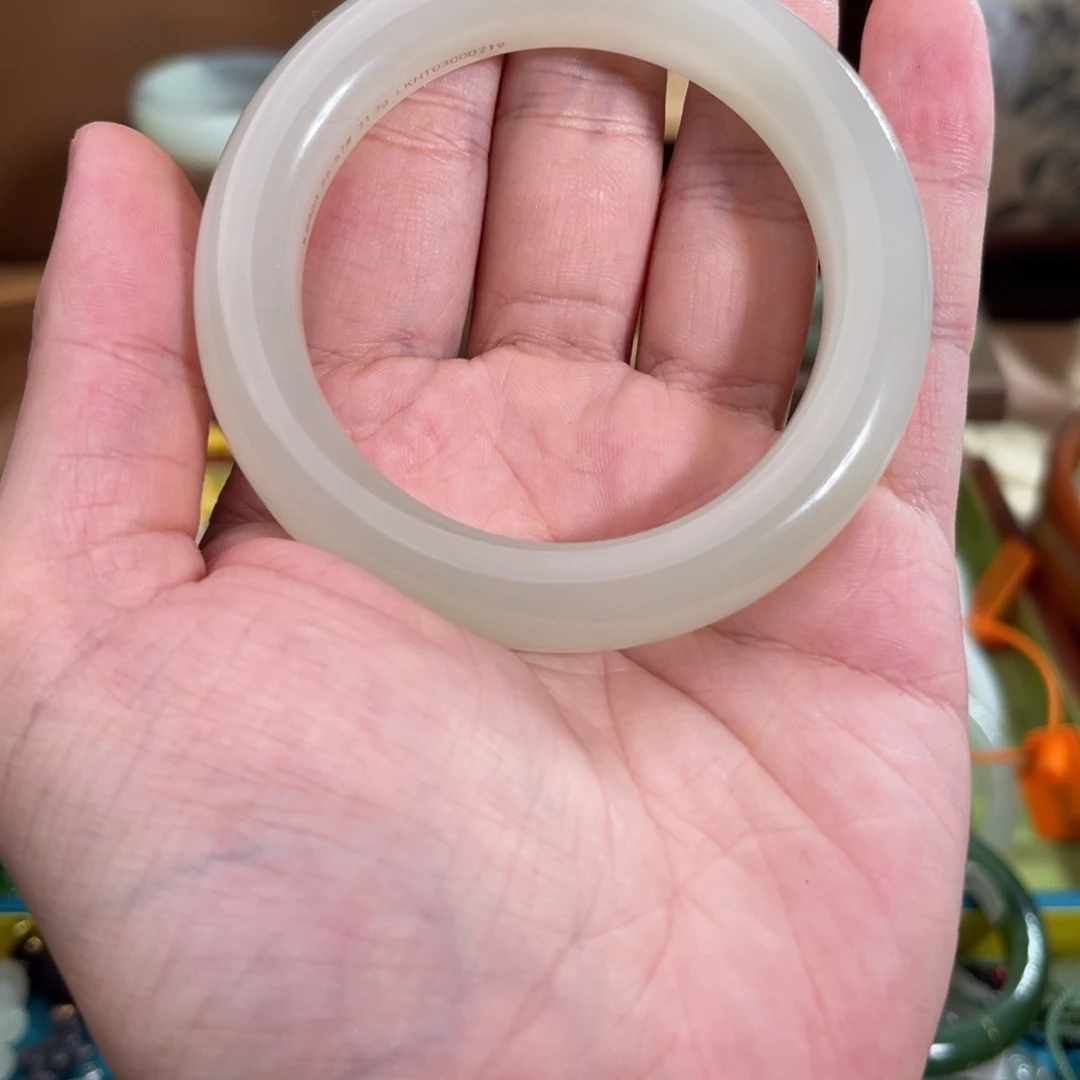 s***~未镶嵌手镯和田玉