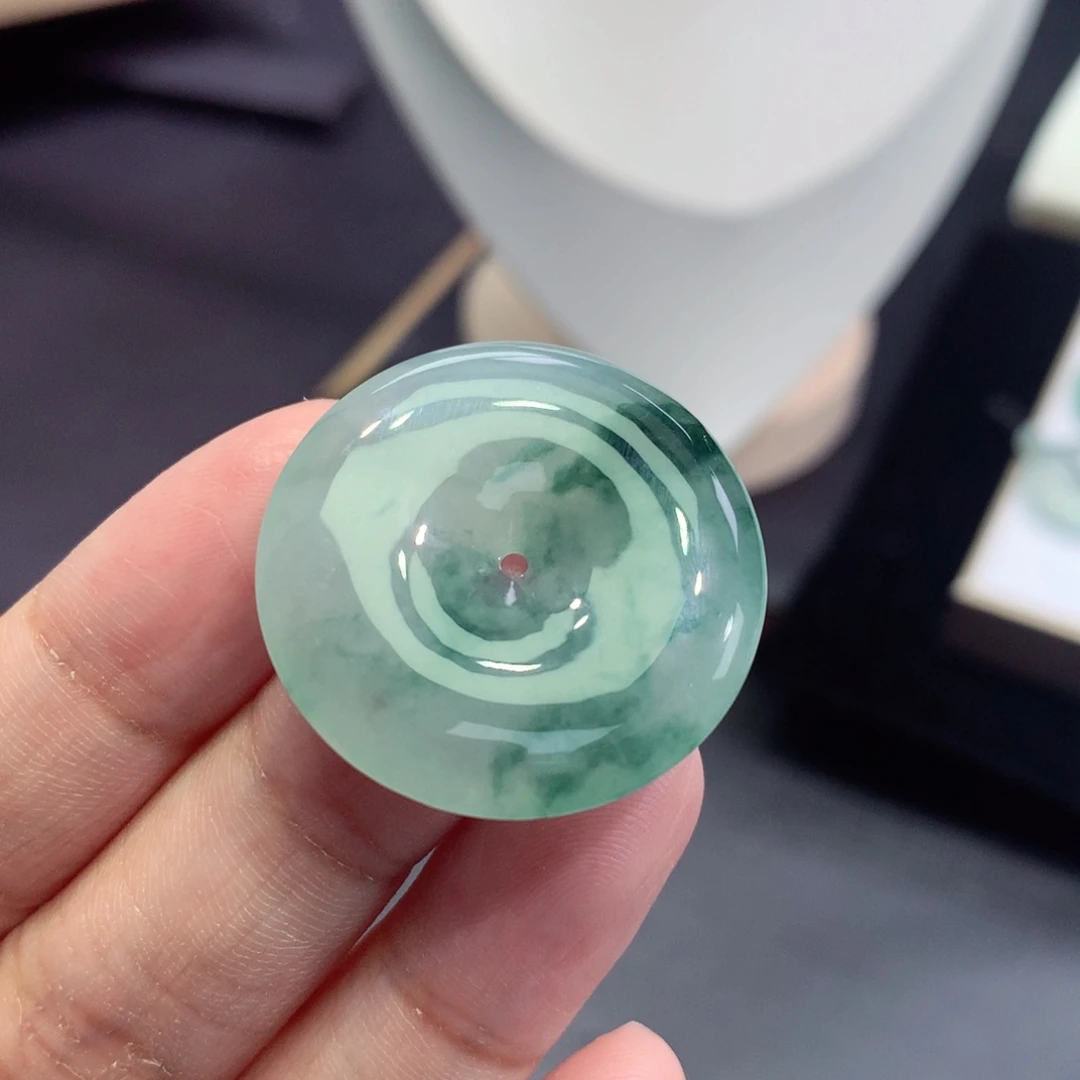 颈饰未镶嵌翡翠4