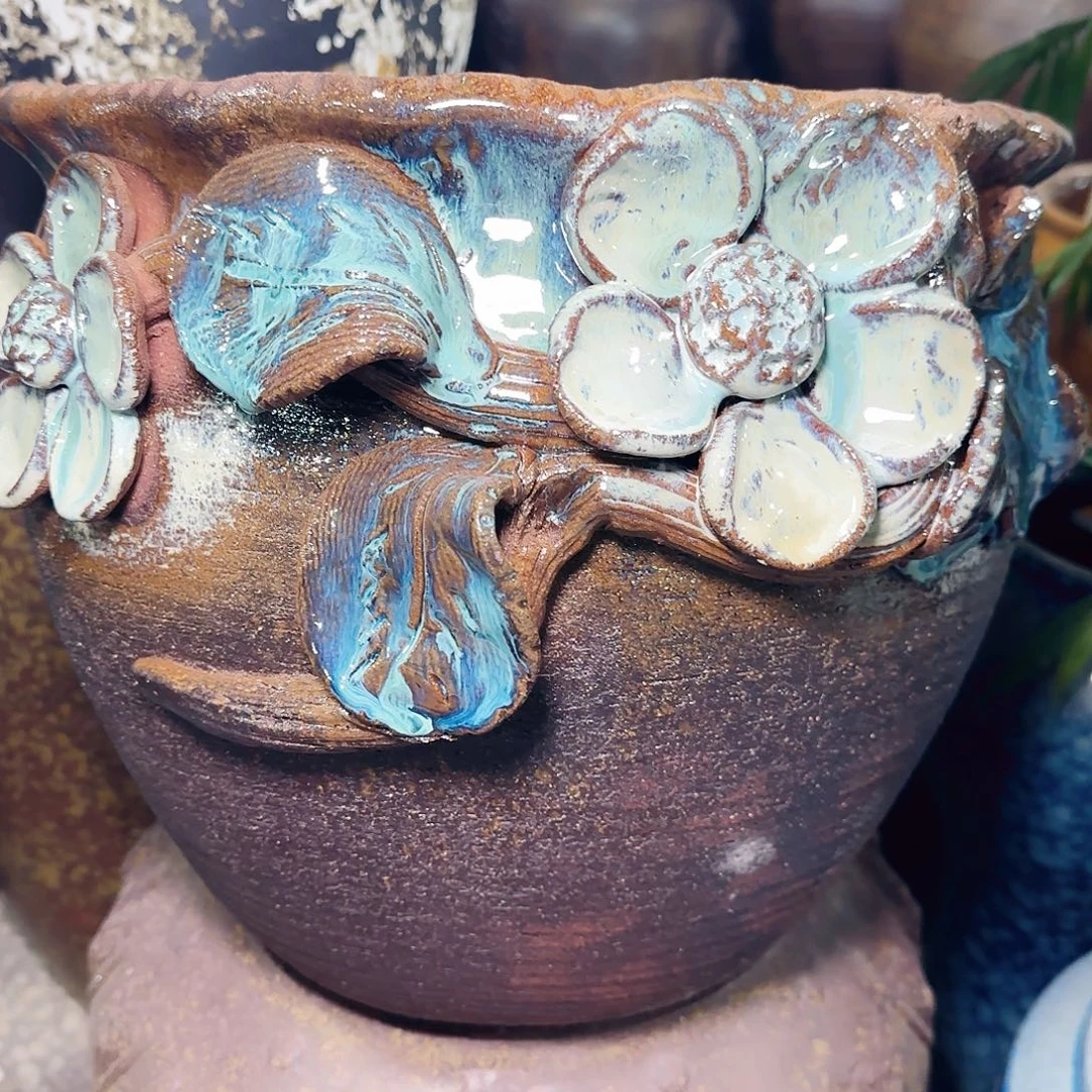 花盆紫砂高27口31。无孔