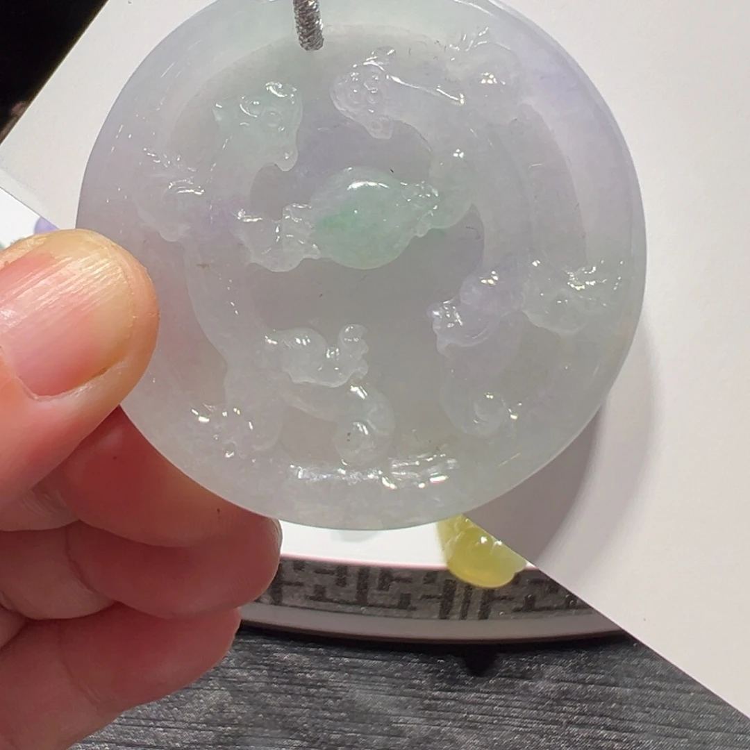 翡翠未镶嵌颈饰吊坠