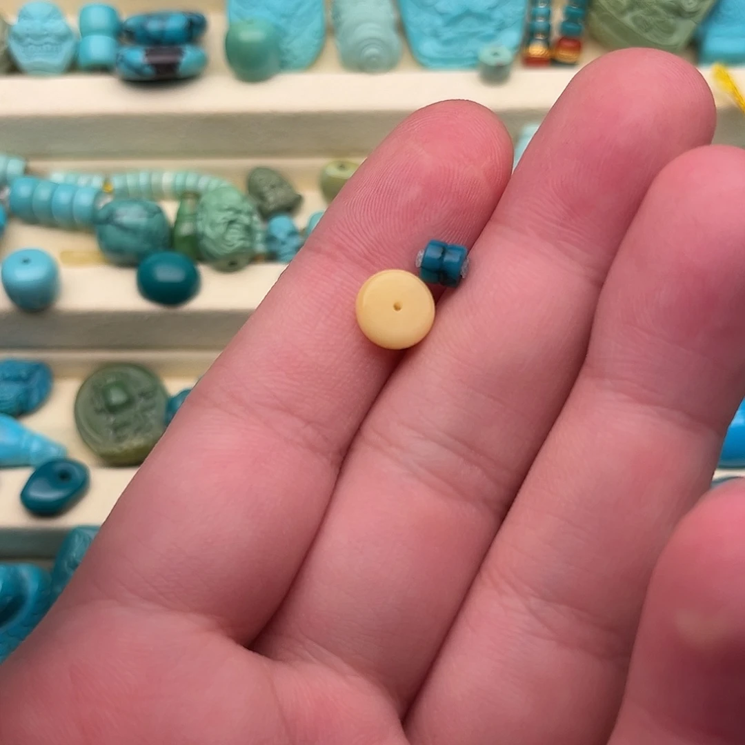 蜜蜡未镶嵌耳饰4.2尺寸
