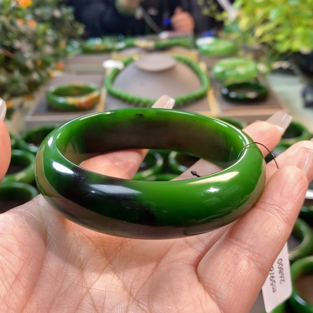 和田玉（碧玉）手镯未镶嵌