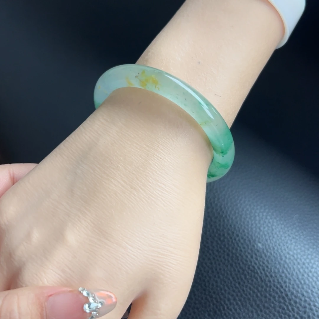 G***A石英质玉未镶嵌手镯53