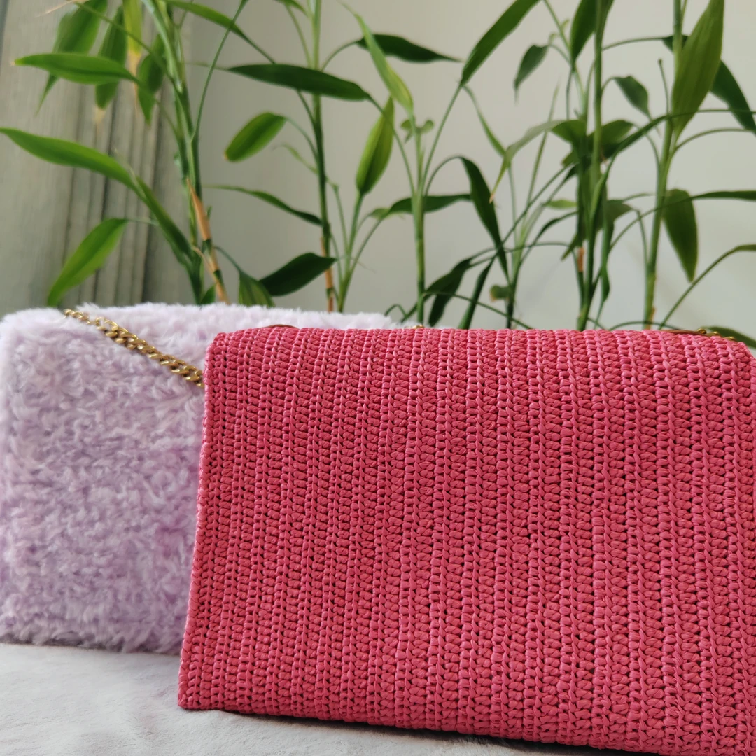 手工拉菲草，紫色是毛毛线两个一个款式不一样的线材，详情咨询客服