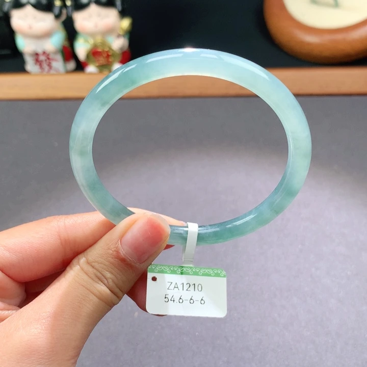 翡翠手镯未镶嵌天然翡翠手镯叮当镯