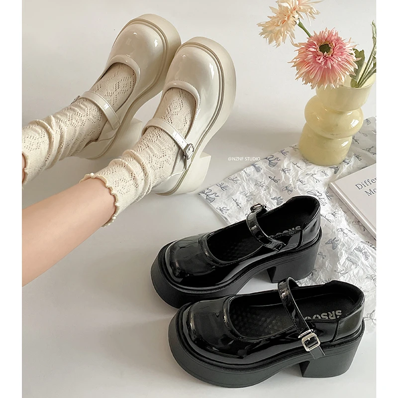 白色圆头百搭复古厚底小皮鞋女2025新款春秋法式高跟浅口玛丽珍鞋