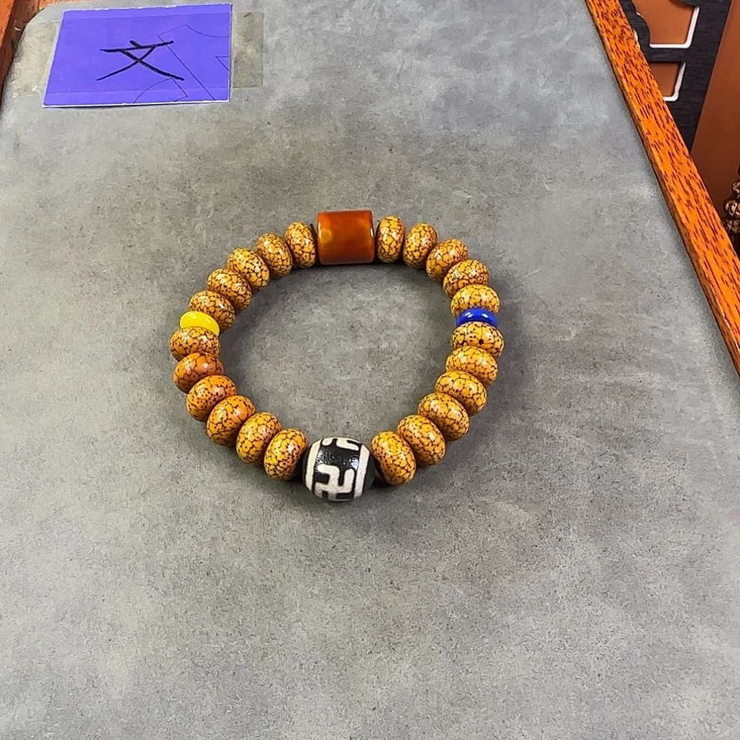 星月菩提吊坠手串