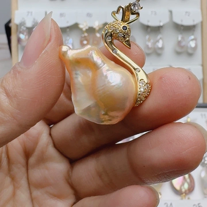 未镶嵌淡水珍珠颈饰