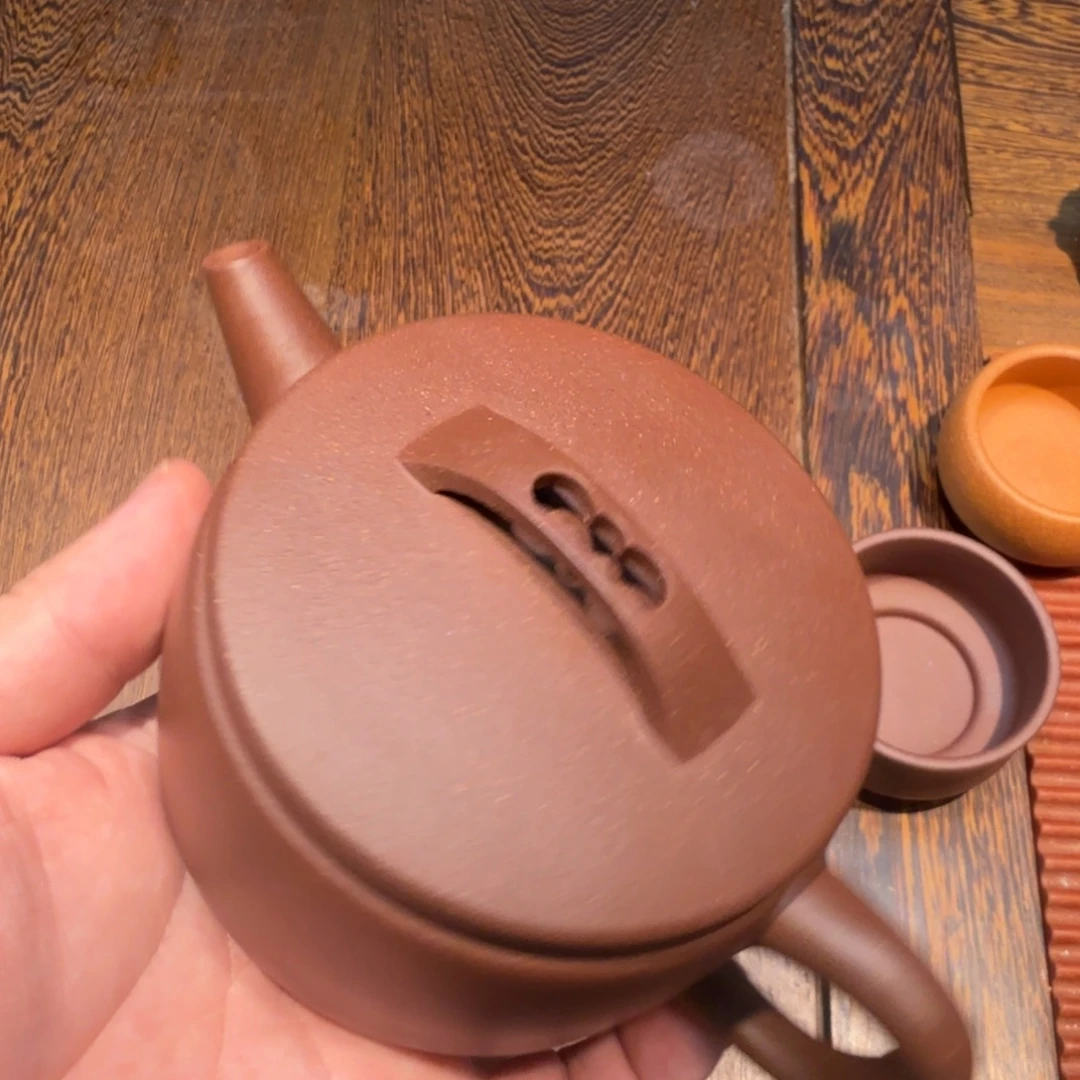 茶壶紫砂微瑕的壶