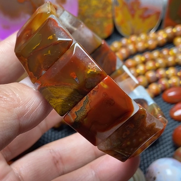 玛瑙/玉髓手串未镶嵌