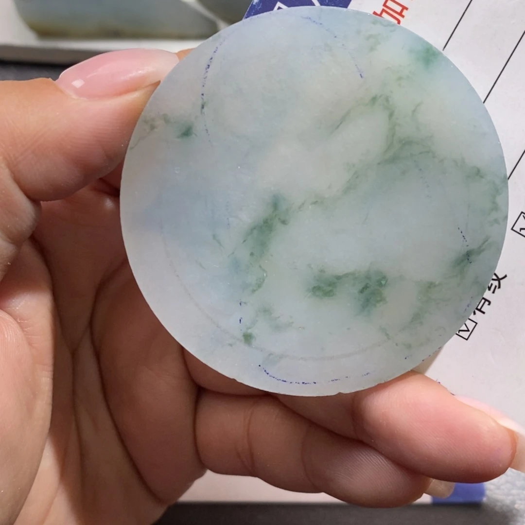 翡翠挂件未镶嵌悟*
