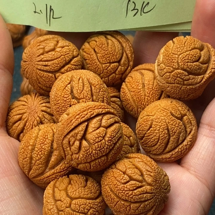 吊坠桃核秦岭龙纹桃核1