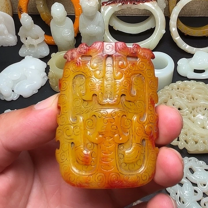 和田玉未镶嵌挂件