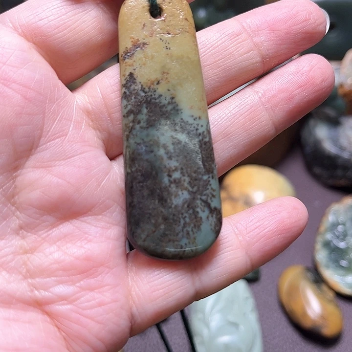 岫岩河磨玉（透闪石质玉）手绳未镶嵌