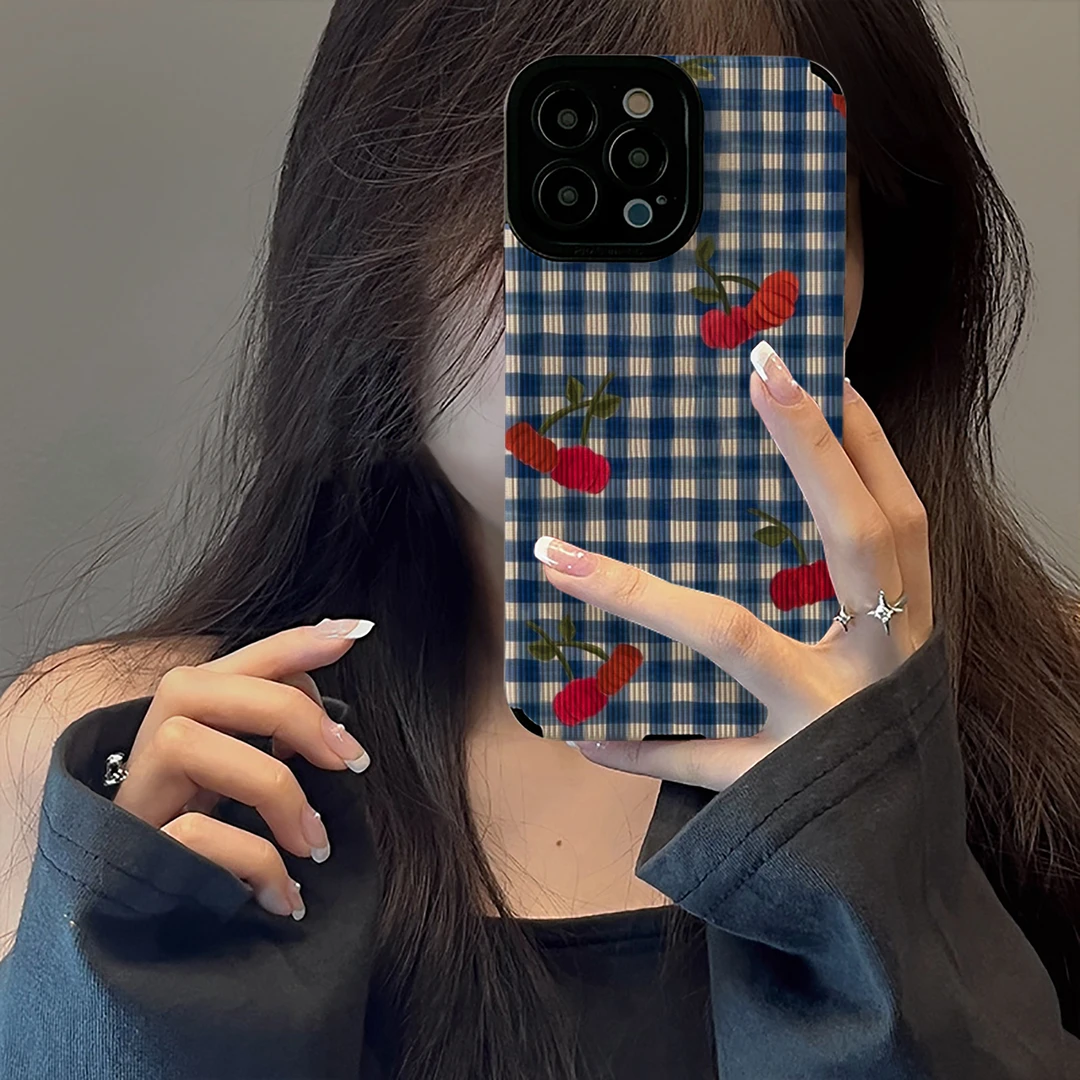 初绽适用苹果16蓝色格子樱桃iphone13promax手机保护壳15 13 12 1