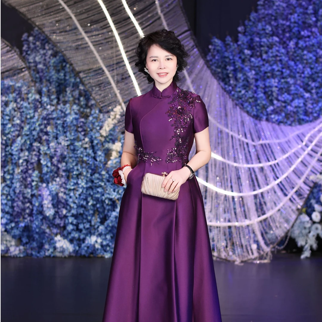 喜婆婆宴会修身手臂喜婆婆妈妈装2025新款爆款