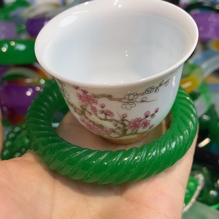 瓷片喜欢的可以关注一下