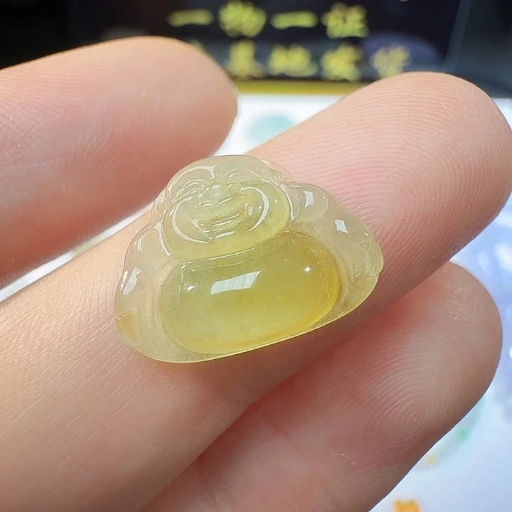 定制翡翠未镶嵌黄佛公