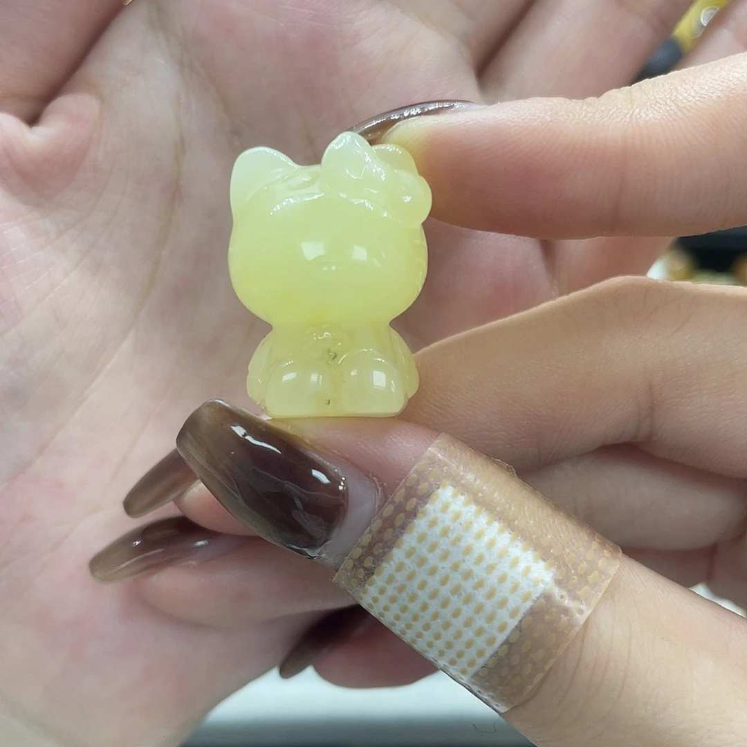 琥珀未镶嵌裸石天然琥珀