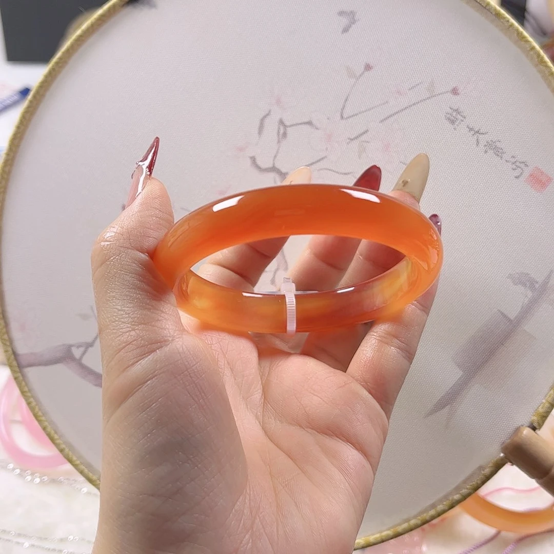 玛瑙/玉髓手镯未镶嵌一**悔