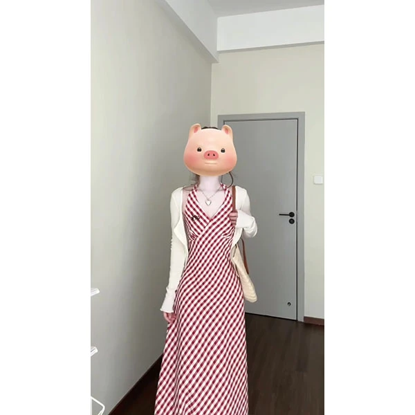 法式挂脖吊带连衣裙女春夏海边度假收腰显瘦温柔裙子长袖开衫套装