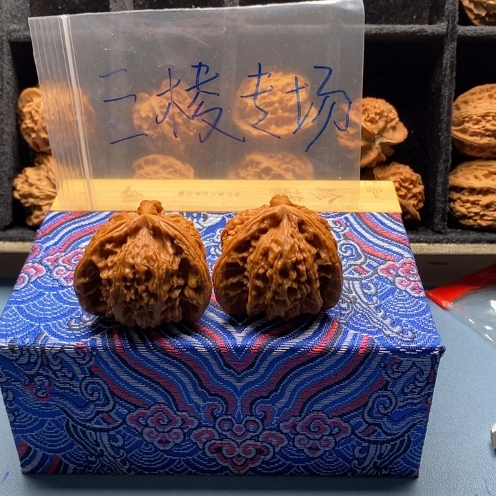 龙***佑手串/手链核桃文山哈哈哈哈哈