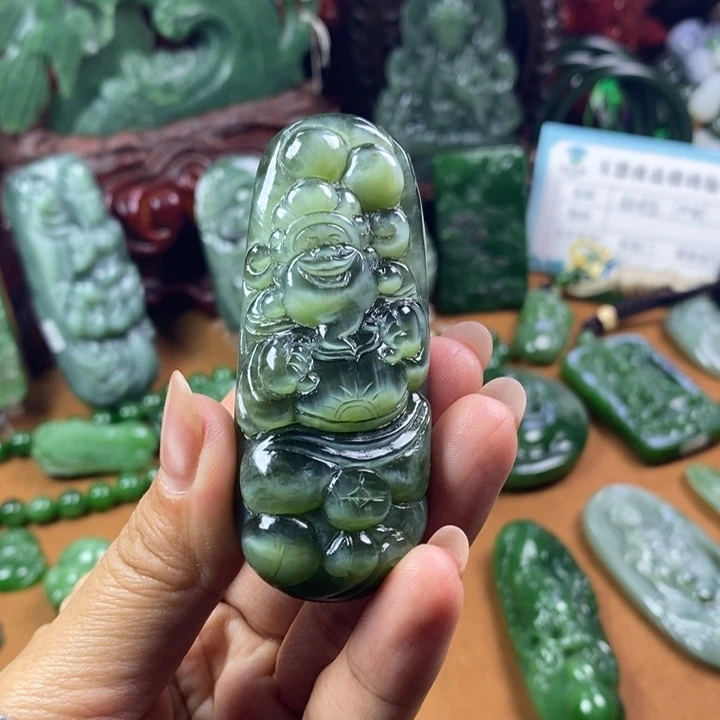 阿***️和田玉未镶嵌颈饰