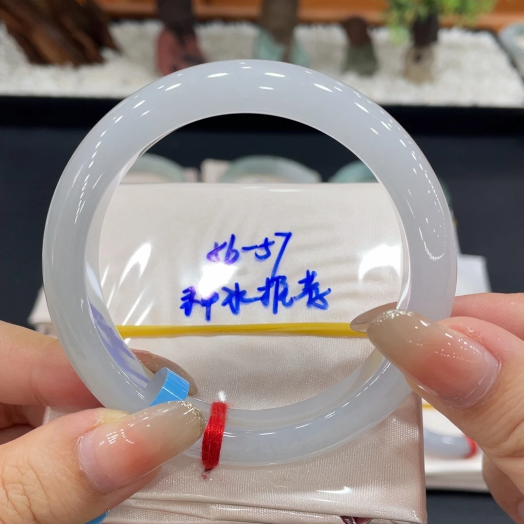 未镶嵌手镯翡翠缅甸天然翡翠手镯