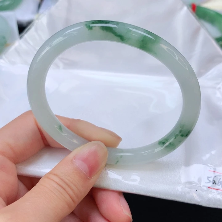 翡翠手镯未镶嵌贵妃翡翠手镯56.6