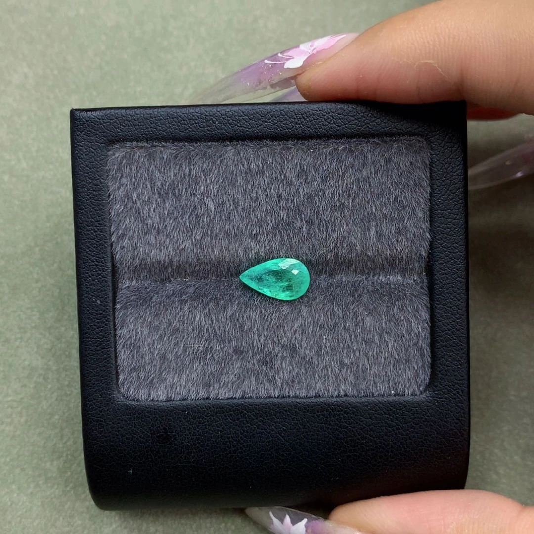 秋***水帕拉依巴碧玺珠宝半成品未镶嵌1.28ct