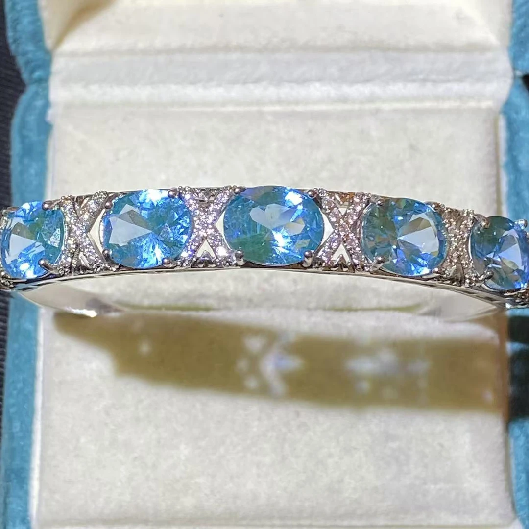 精选w30-典藏轻奢-重工豪华手镯