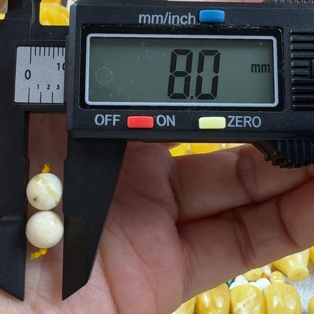 蜜蜡未镶嵌裸石12杂