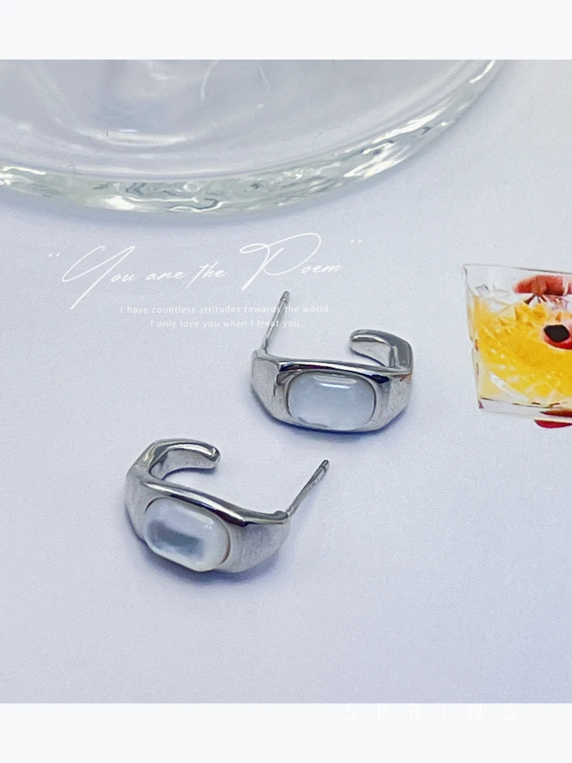 铜合金贝壳耳饰 C形耳环女冷淡风新款爆款简约小众设计耳钉ins