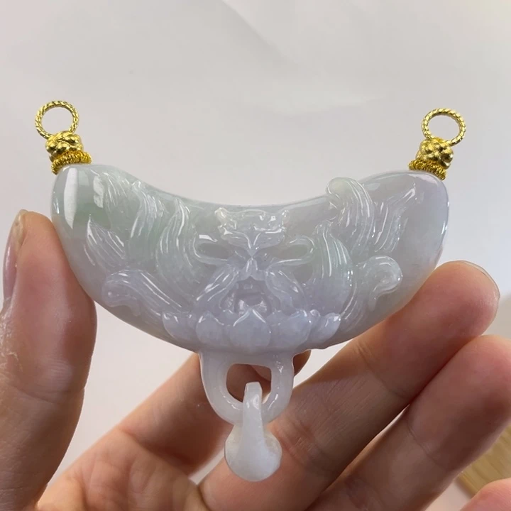 翡翠吊坠(赠链)未镶嵌代编织