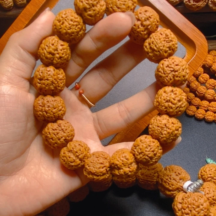 金刚菩提吊坠菠萝蜜蜂王