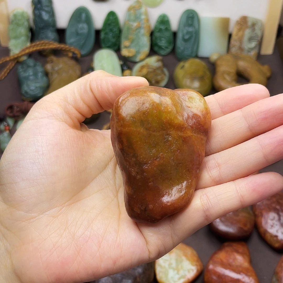 岫岩河磨玉（透闪石质玉）未镶嵌颈饰