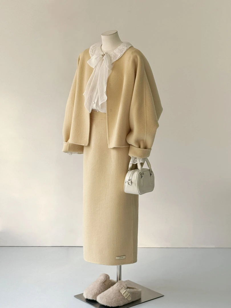 高级感小香风气质休闲减龄上衣女2025秋季新款法式简约设计感外套