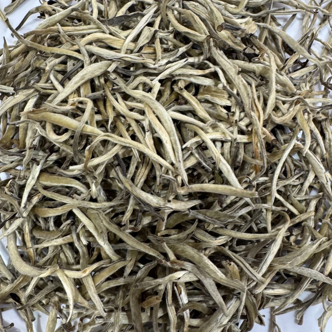 白毫银针-亿茶严选-云南古树白茶 水蜜桃香