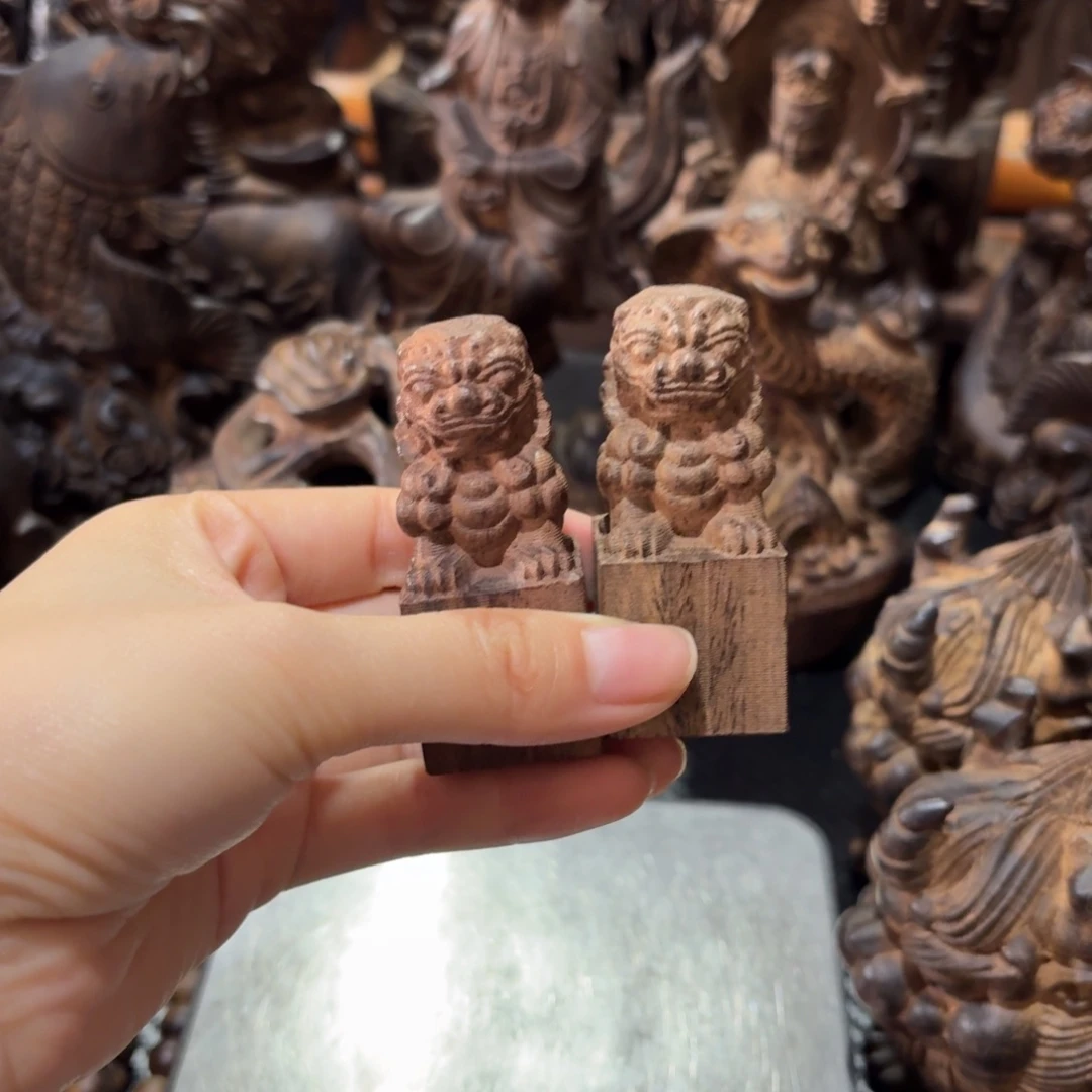 木家居用品摆件等