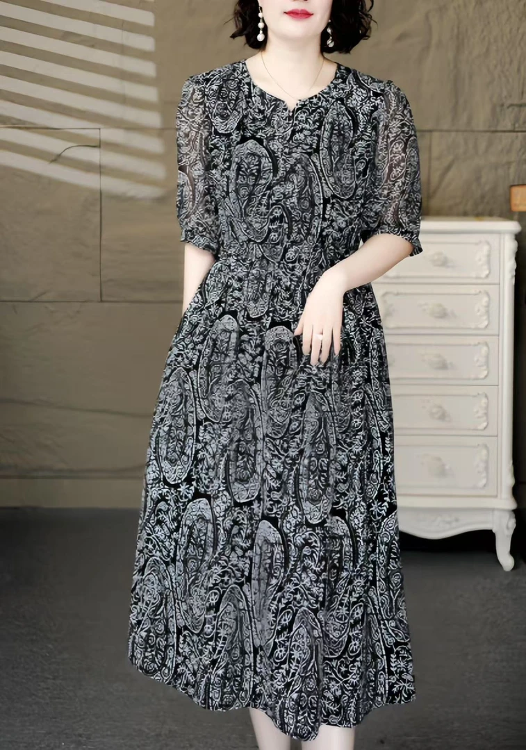 9001【依】夏季百搭时尚简约休闲显瘦遮肉减龄连衣裙