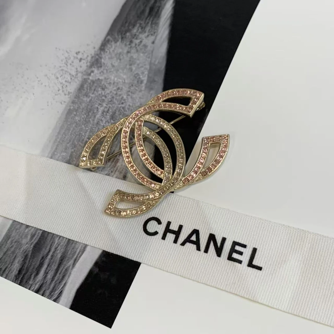 99新 Chanel/香奈儿 壹臻/16C粉色水钻双C胸针 51992516