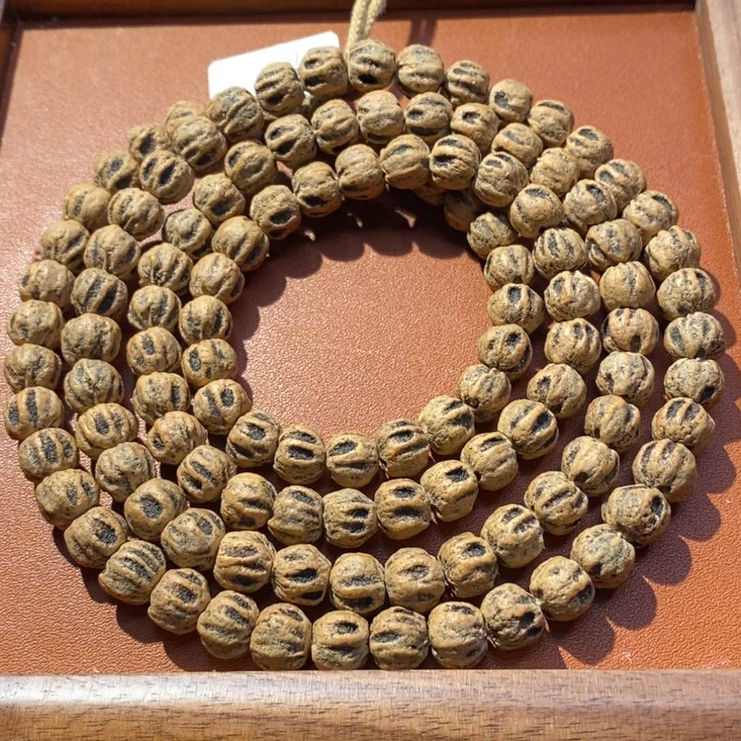 西***心吊坠柏香籽/百香籽