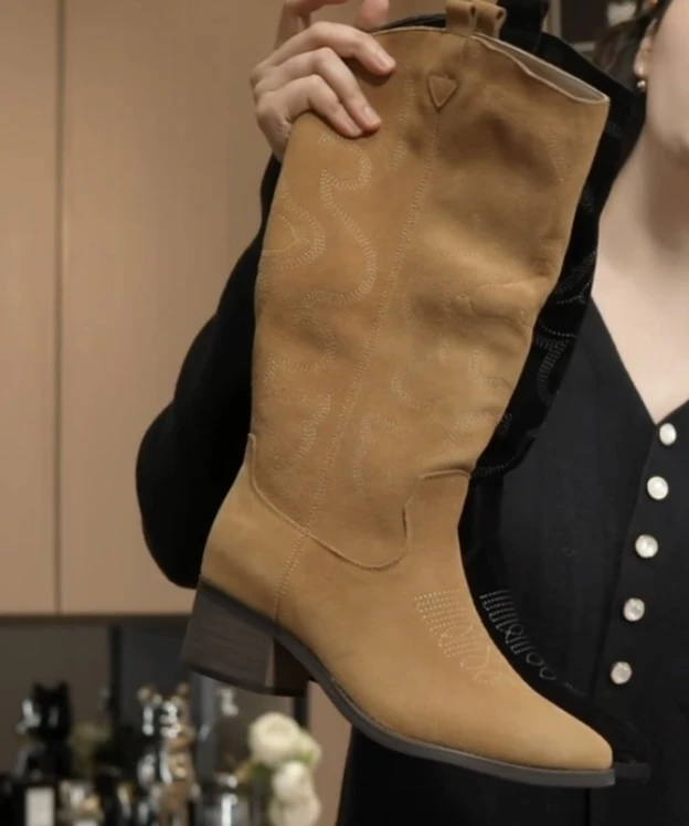 （真皮牛皮）加绒款磨砂绒面刺绣西部牛仔靴女粗跟秋冬