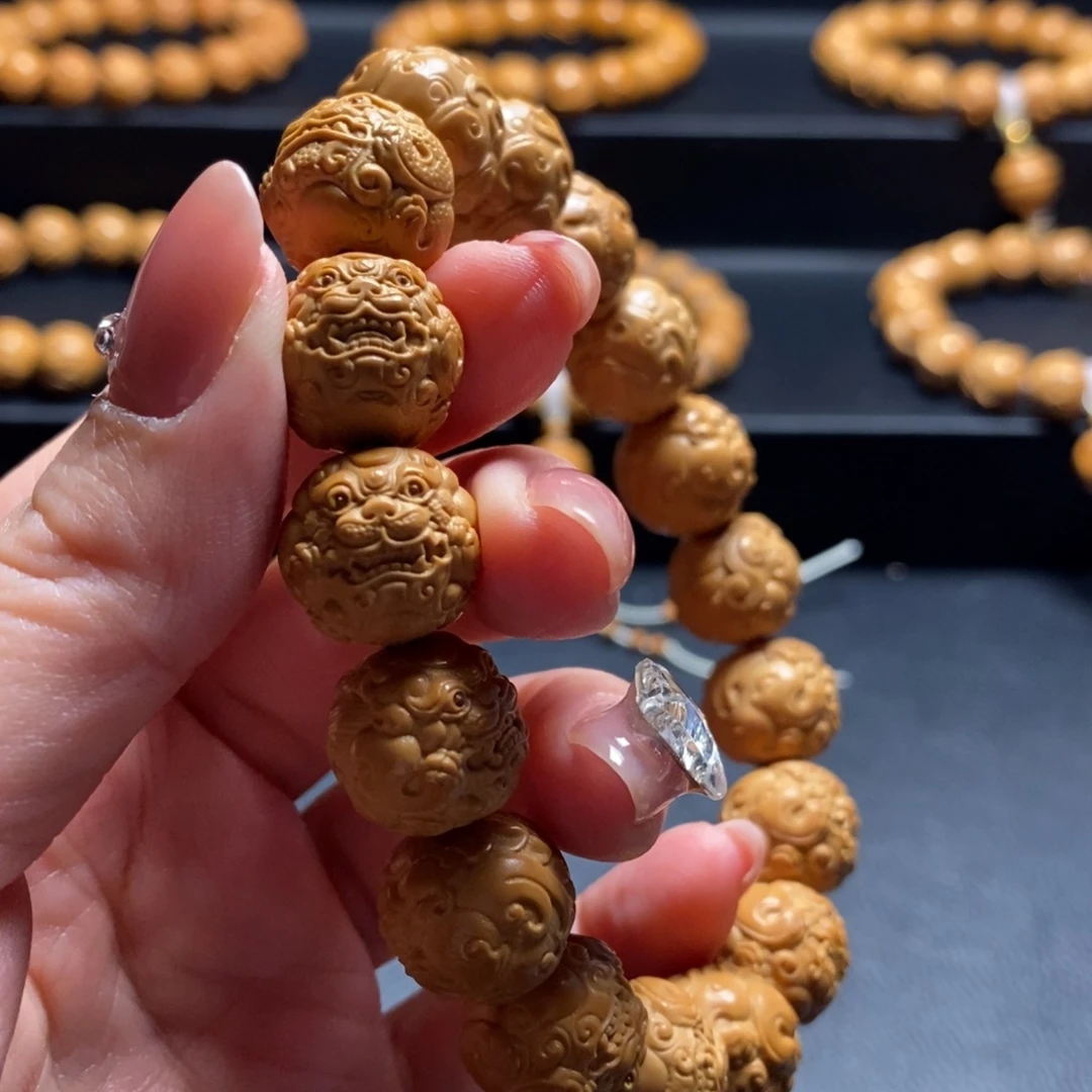 猴头核桃手串貔貅